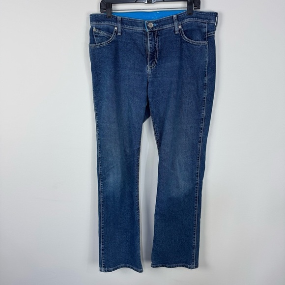 Wrangler Straight Leg Denim Western Rodeo Jeans Size 13/14 x 34 - Picture 1 of 5